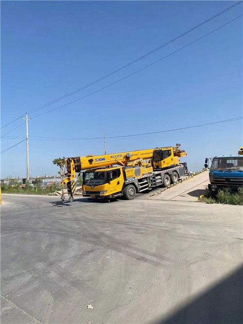 慈利县吊车作业时，可能会产生哪些额外收费项目？