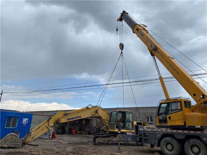 慈利县25吨吊车的工作半径是多少？