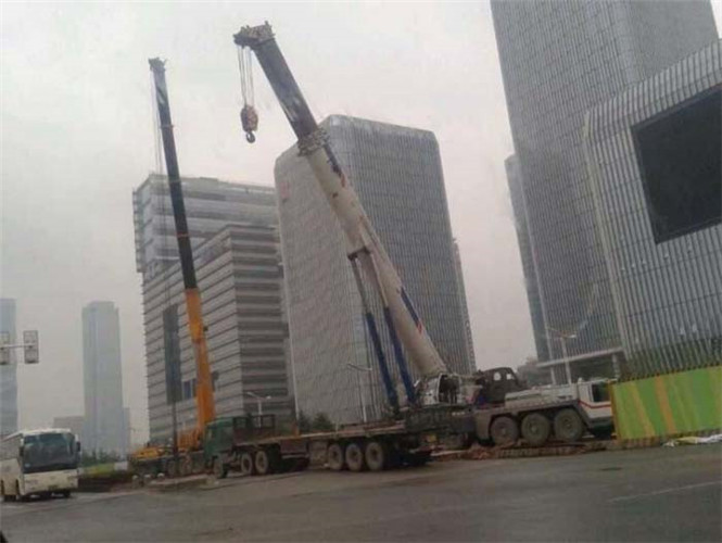 慈利县“自动找平”—— 吊车的 “平地神器” 技术